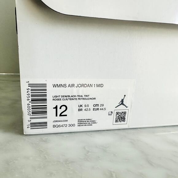 Nike Womens Air Jordan 1 Mid Light Dew/Teal Mint/Noir 12 NEW Unisex BQ6472-300 - Picture 5 of 12